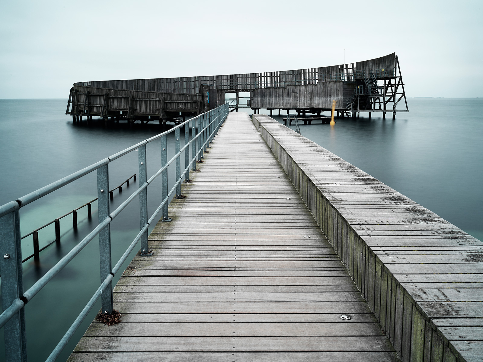 Køb Bathing af Jakob Evers - Pris 189.00 kr. Køb Bathing af Jakob Evers - Pris 189.00 kr.