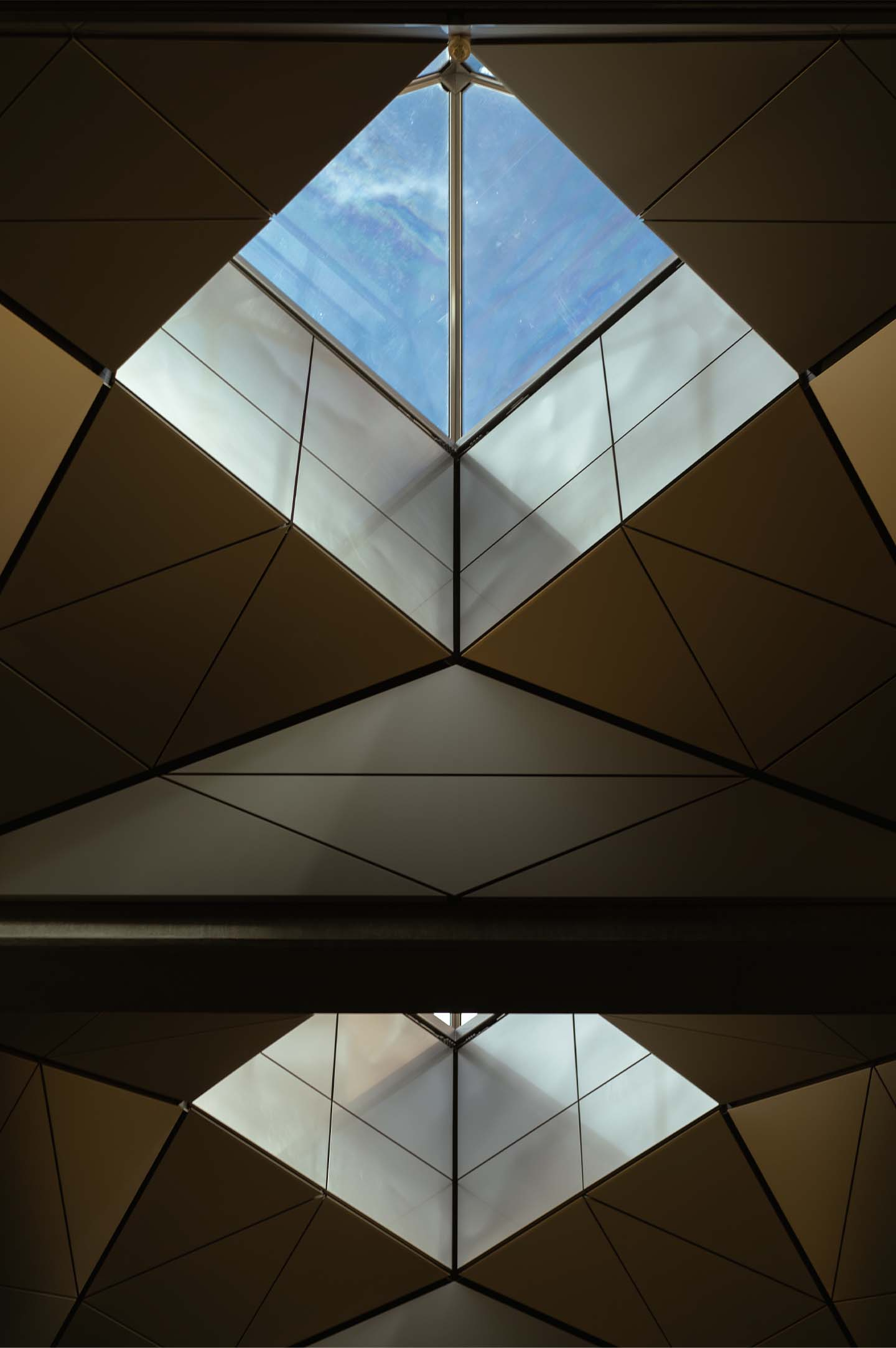 Diamonds af Casper Norrbohm