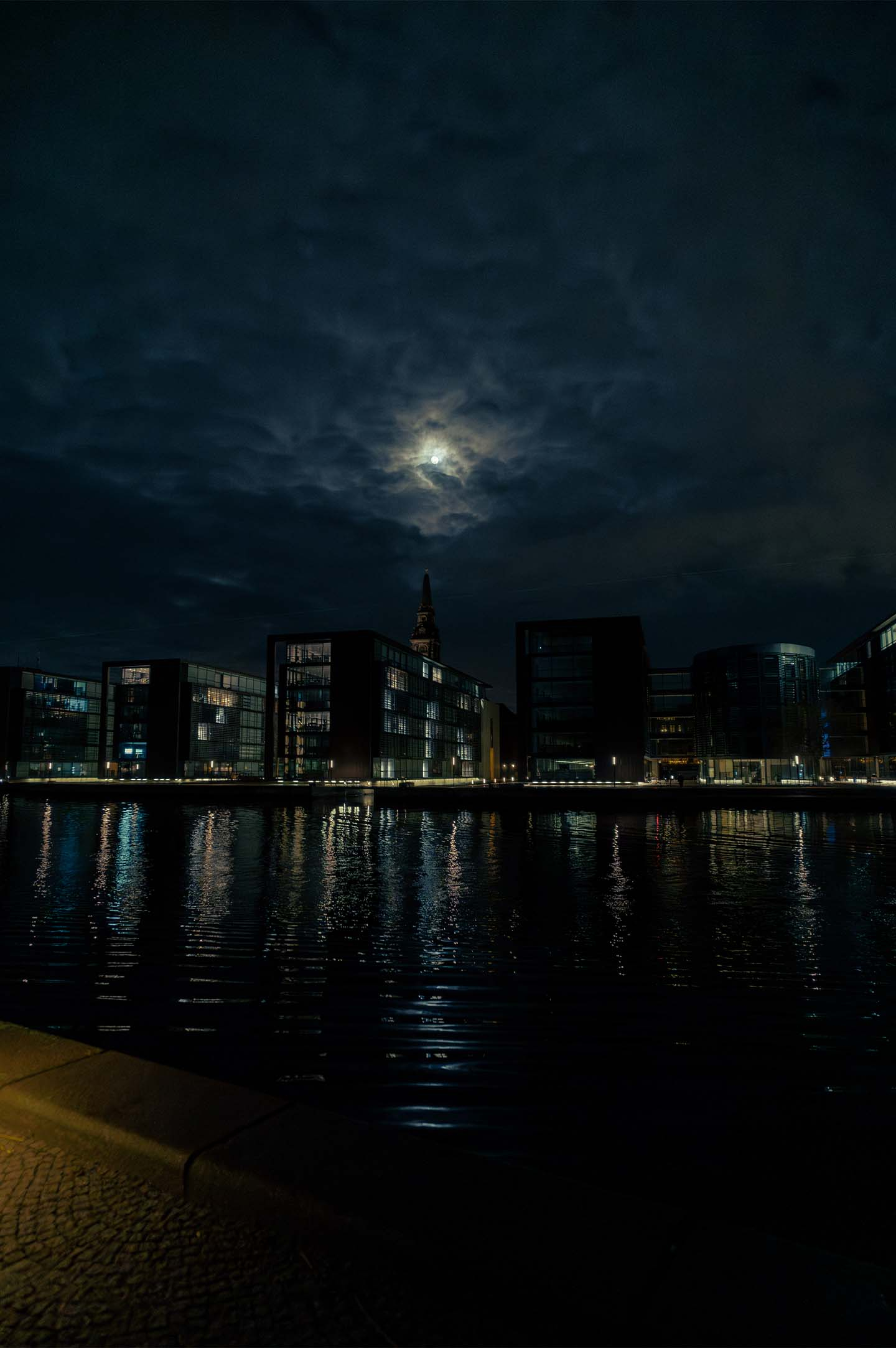 Silent af Casper Norrbohm