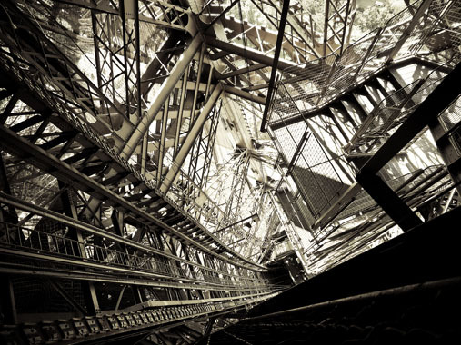 Image of Eiffel Iron Tower af Rasmus Bendixsen