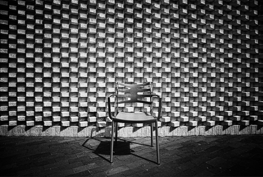 Image of The Chair af Gustavo Orensztajn