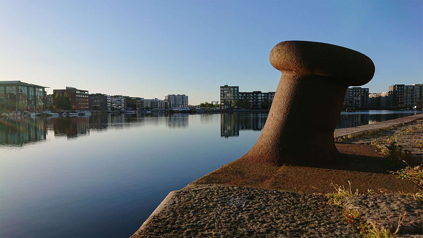 Life is Beautiful #166 af Heini Grünbaum