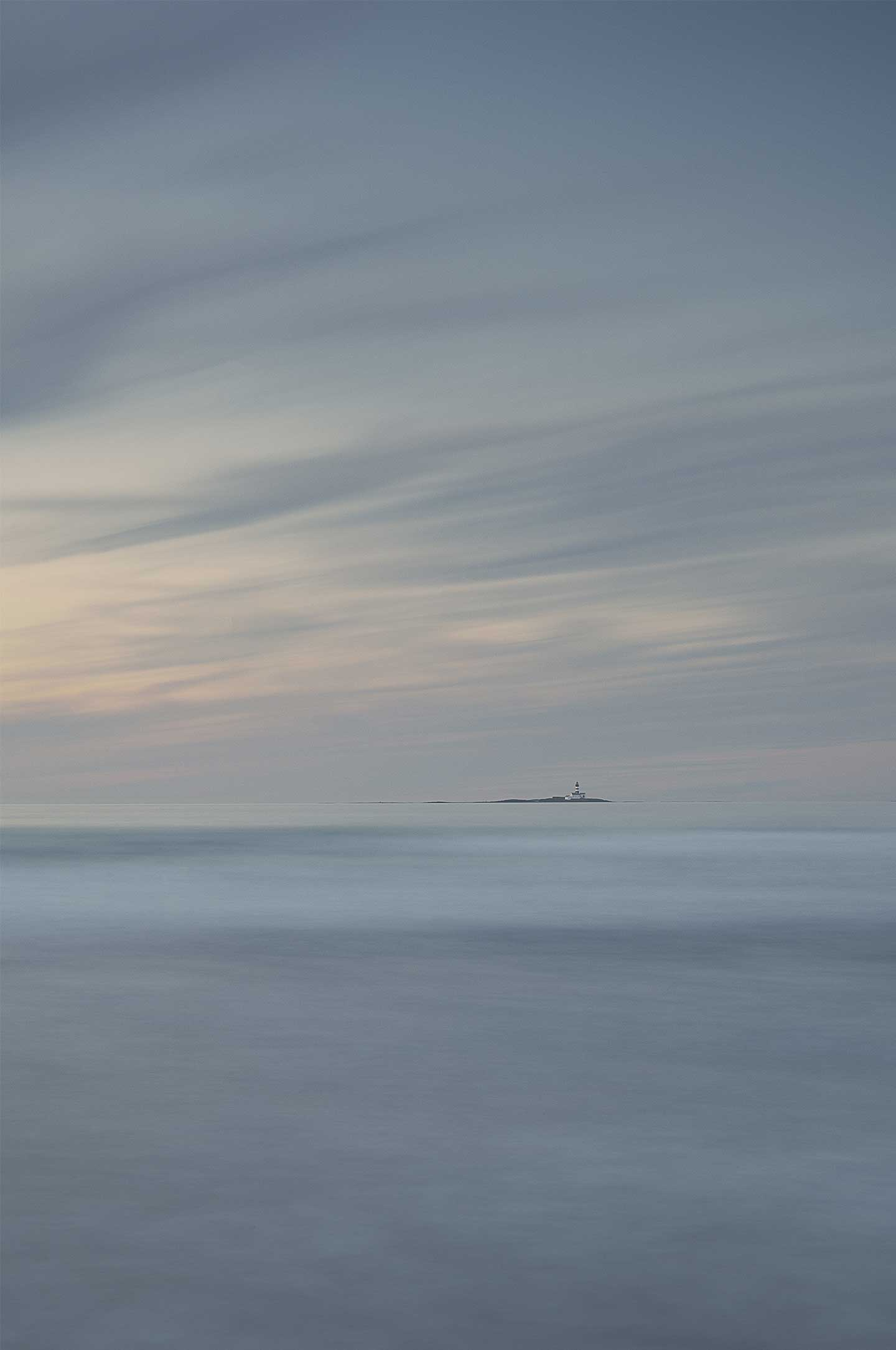 Køb Minimalistic lighthouse II af Cato Johan Rød Photography - Pris 250.00 kr. Køb Minimalistic lighthouse II af Cato Johan Rød Photography - Pris 250.00 kr.