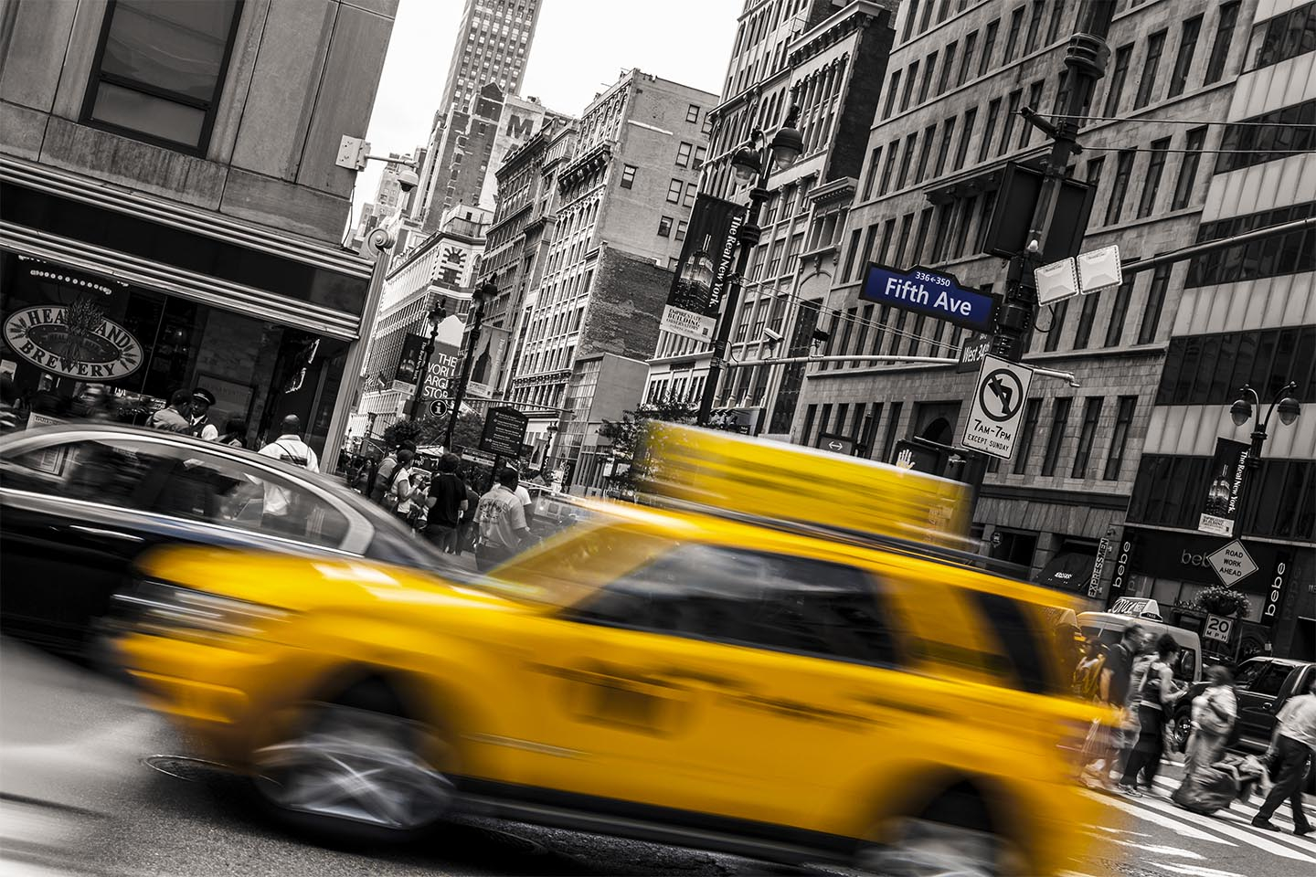 Køb Taxi at Fifth Avenue in New York af Rasmus Gundorff Sæderup - Pris 250.00 kr.