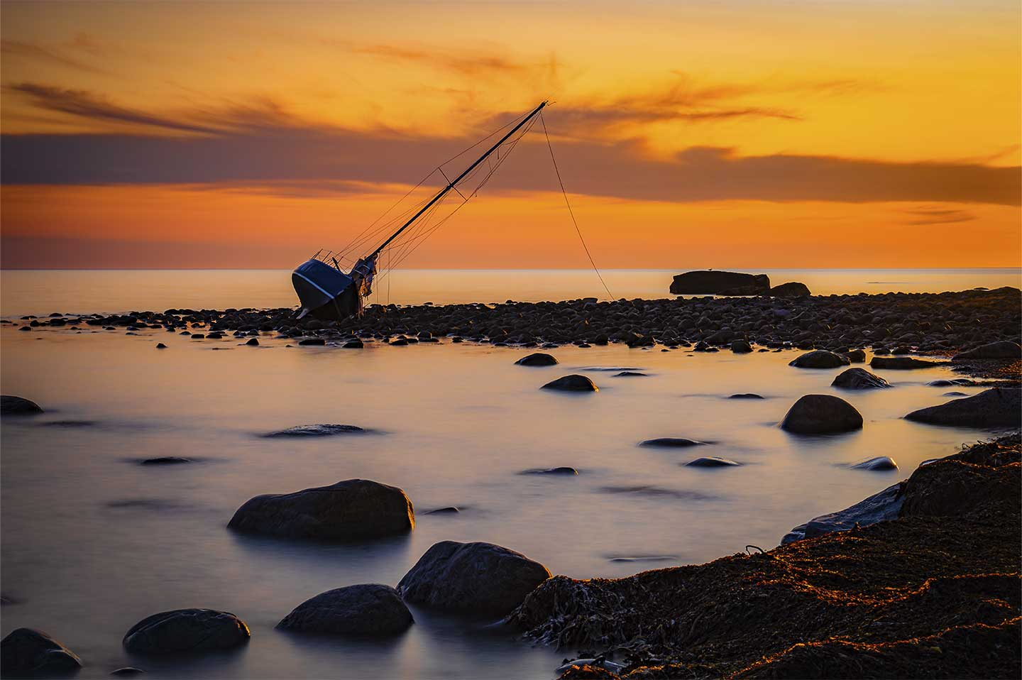 Køb Stranded at Sunset af Cato Johan Rød Photography - Pris 250.00 kr. Køb Stranded at Sunset af Cato Johan Rød Photography - Pris 250.00 kr.