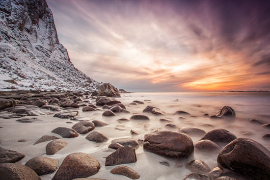 Image of Sunset Rocks af Mikkel Beiter