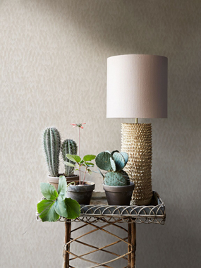 Image of Strokes Warm white tapet af Designed for living