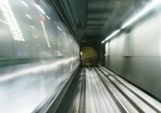 Image of Metro af Janne Hartmann